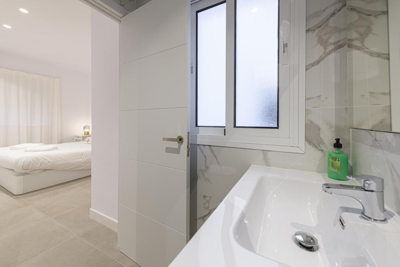 Wintowinrentals Malaga Center, Comfortable And Renovated Εξωτερικό φωτογραφία