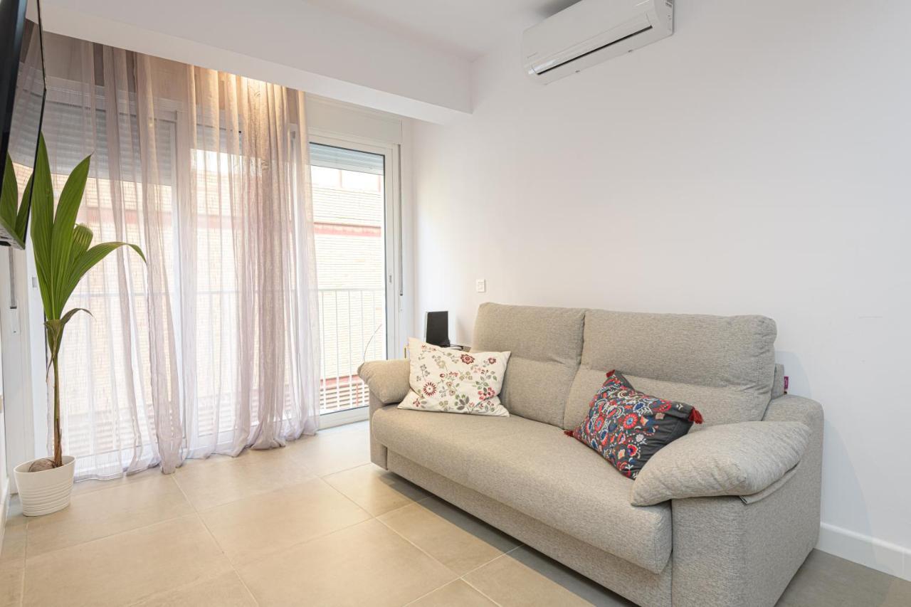 Wintowinrentals Malaga Center, Comfortable And Renovated Εξωτερικό φωτογραφία
