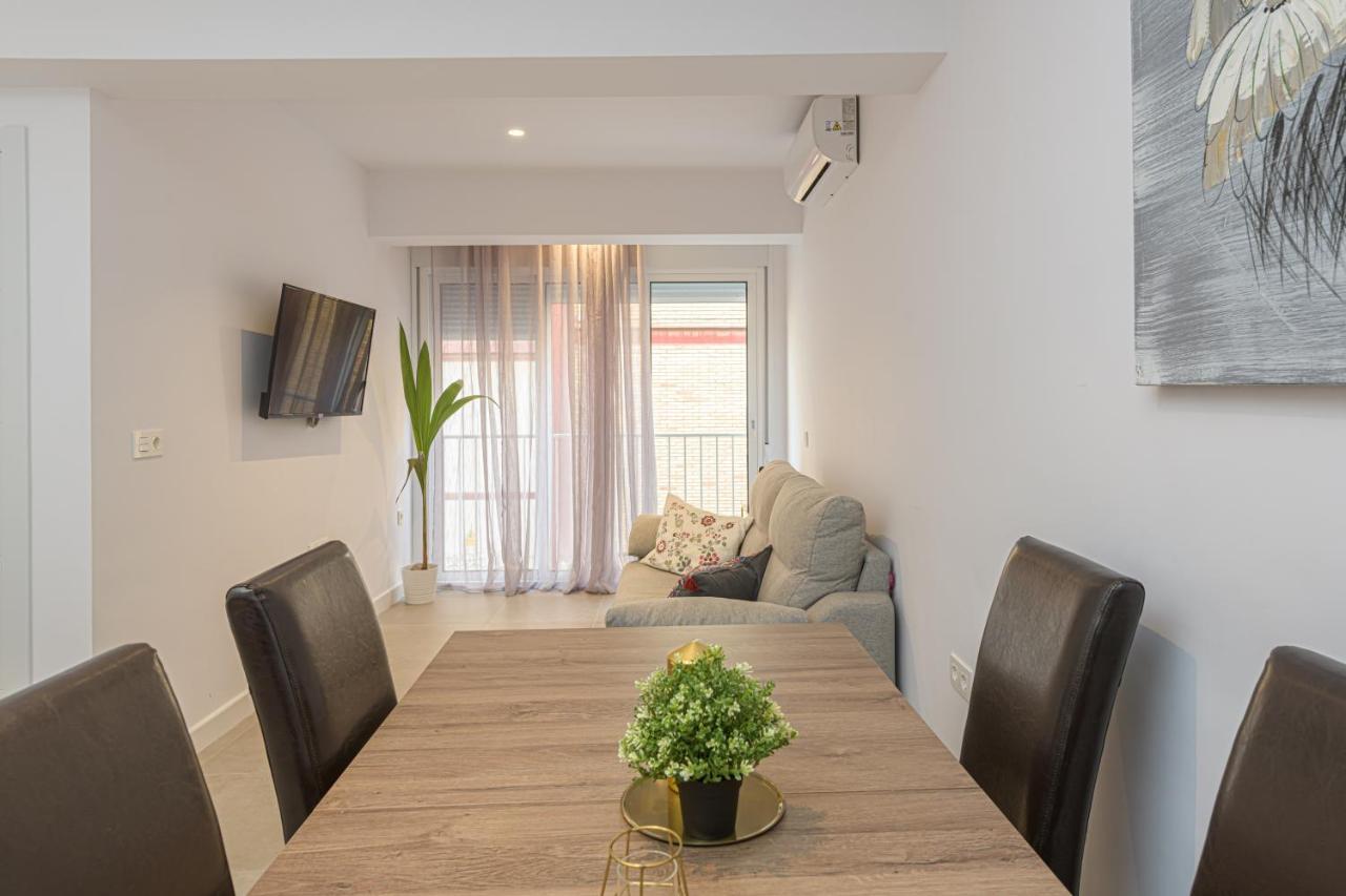 Wintowinrentals Malaga Center, Comfortable And Renovated Εξωτερικό φωτογραφία